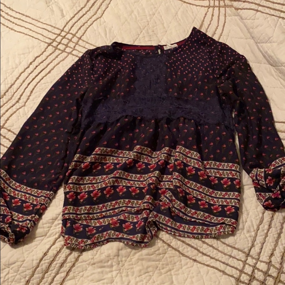 Floral long sleeve blouse
